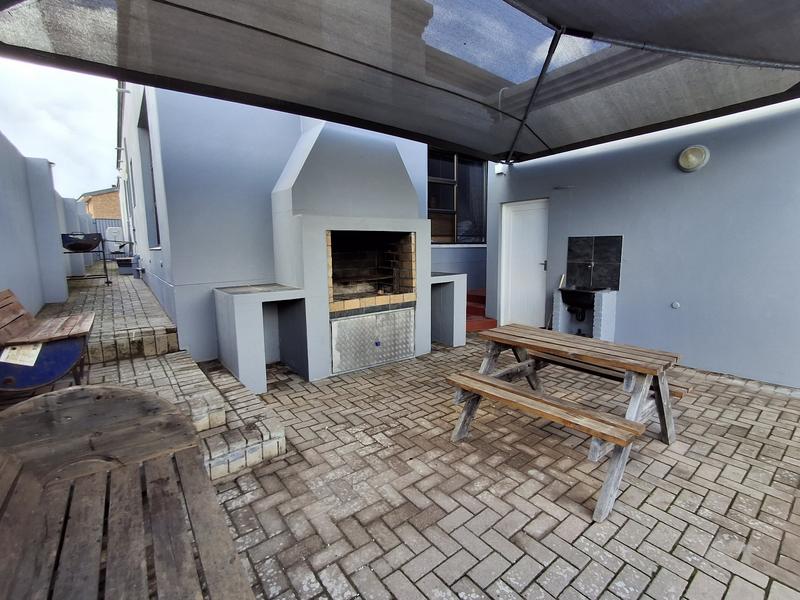 4 Bedroom Property for Sale in Britannia Bay Western Cape